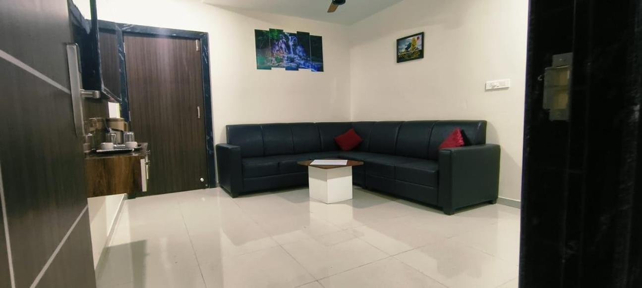 Hotel Vaishnavi Grand Mirialguda Luaran gambar