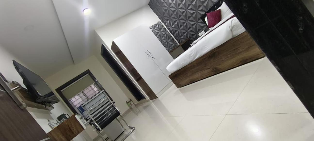 Hotel Vaishnavi Grand Mirialguda Luaran gambar
